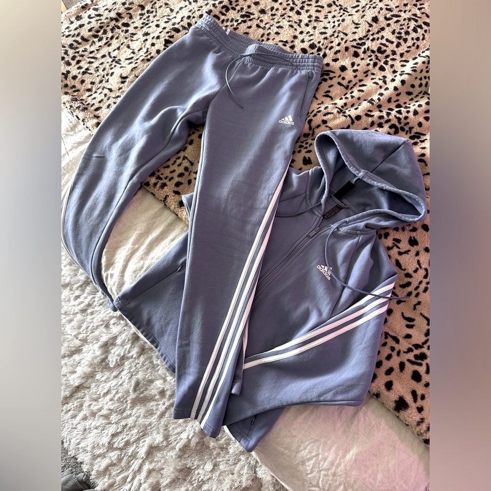 NWOT adidas 2 piece sweatsuit